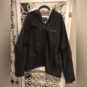 NWOT Patagonia torrentshell rain jacket